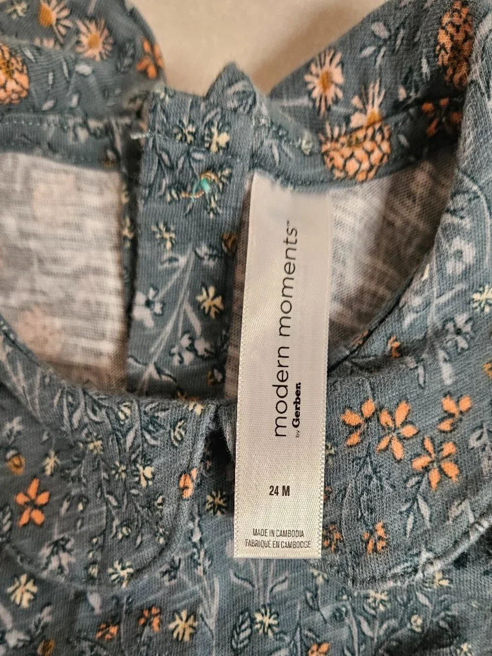 Modern Moments green floral